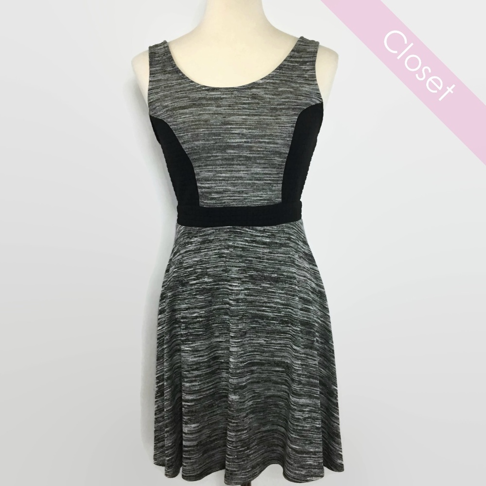 Xhilaration Gray/Black Jersey Knit Dress SP